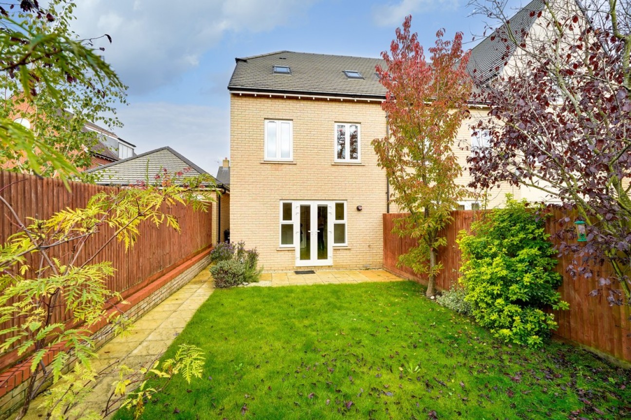 Freston Close, St. Ives