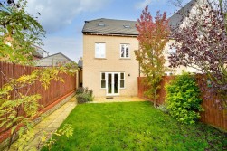 Freston Close, St. Ives