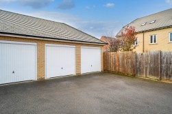 Freston Close, St. Ives