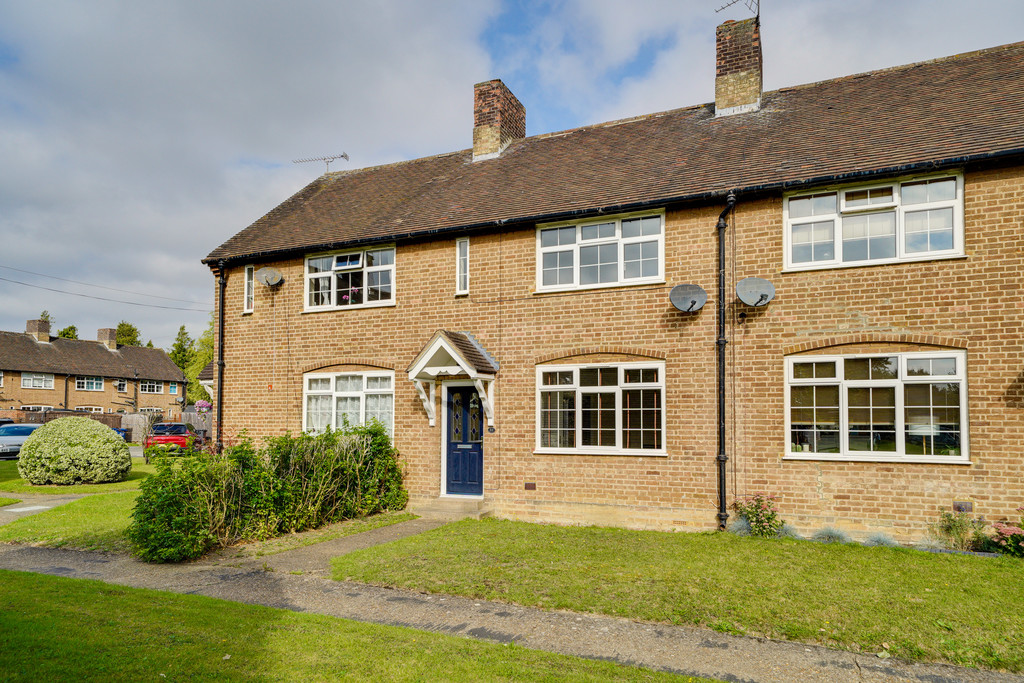 Cambridge Crescent, Bassingbourn, Royston