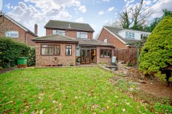 Grebe Way, St Neots, Cambridgeshire