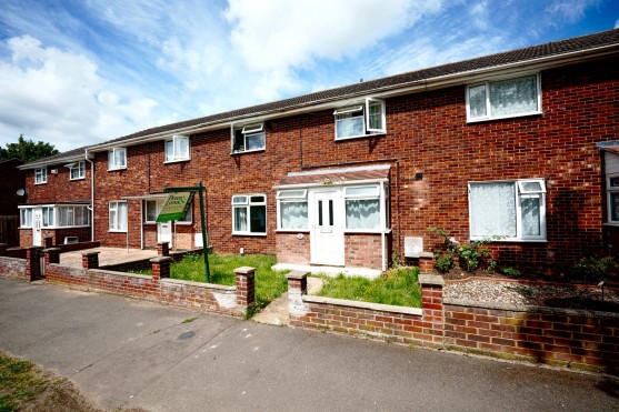 Silver Birch Close, Huntingdon