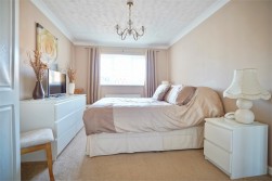 Chamberlain Way, St Neots, Cambridgeshire