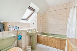 Roxton, Bedford