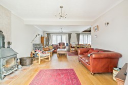 Roxton, Bedford