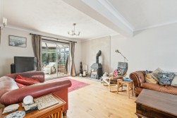 Roxton, Bedford
