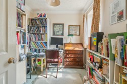 Caxton, Cambridge