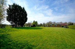 Little Staughton, Bedford