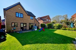 Stukeley Meadows, Huntingdon