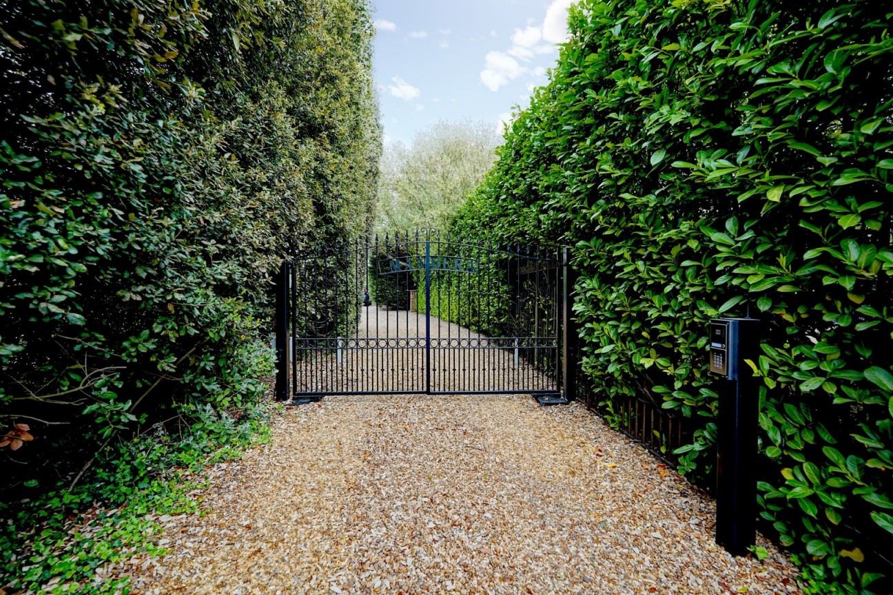 Houghton Road, St Ives, Huntingdon