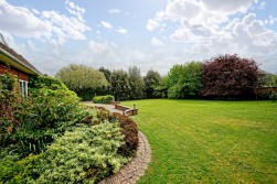 Houghton Road, St Ives, Huntingdon