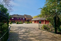 High Street, Upper Dean, Bedfordshire