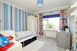 Riseley, Bedford