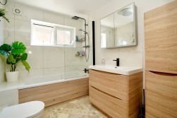 Riseley, Bedford