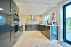 Stukeley Meadows, Huntingdon