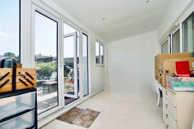 Saunders Close, Huntingdon