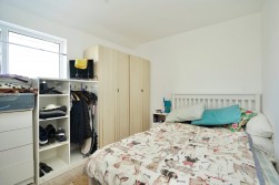 Saunders Close, Huntingdon