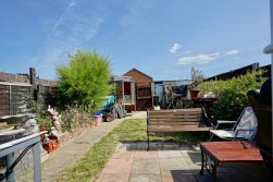 Saunders Close, Huntingdon