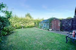 Sycamore Drive, Huntingdon