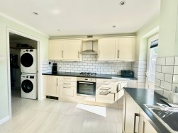 Mayfield Crescent, Huntingdon