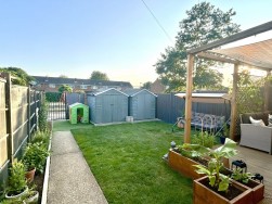 Mayfield Crescent, Huntingdon