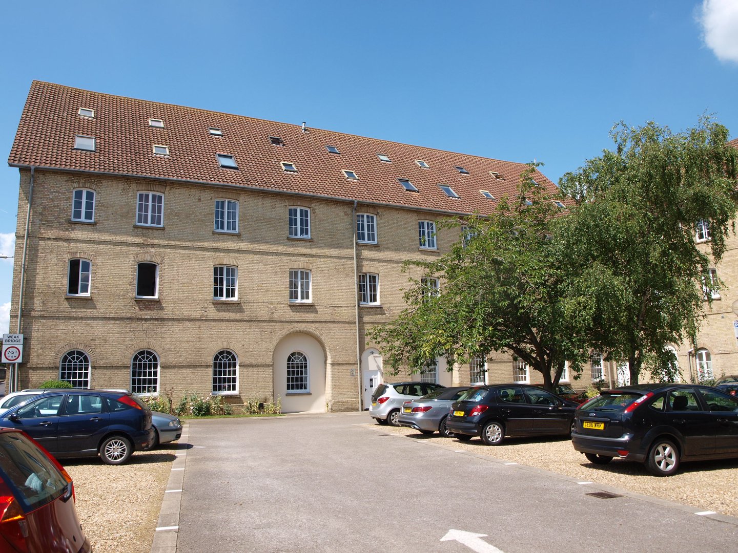 Bridge Place, Godmanchester, Huntingdon