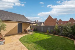 Alconbury Weald, Huntingdon