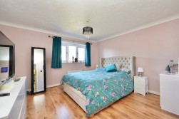 Stukeley Meadows, Huntingdon