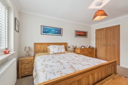 Hawkesford Way, St Neots, Cambridgeshire