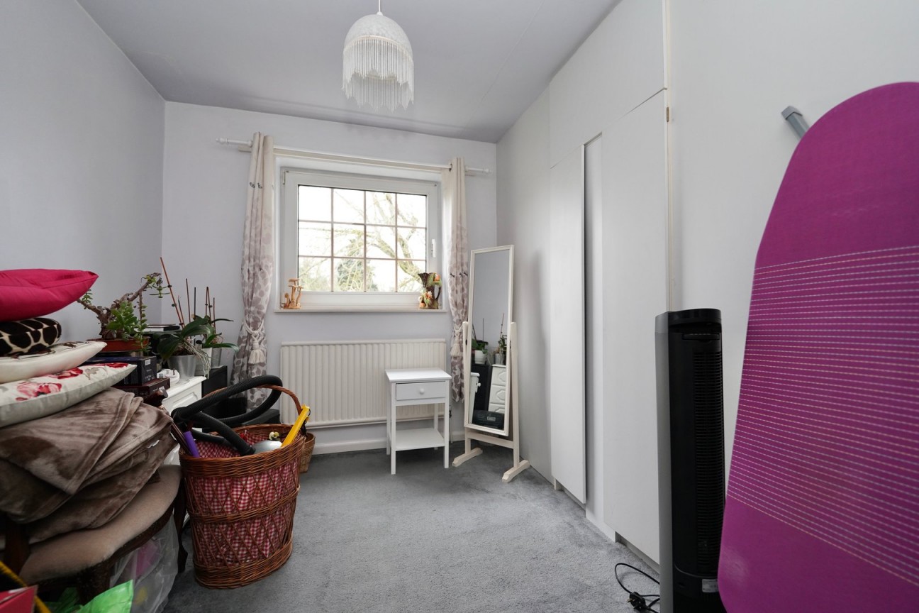 Shelton Road, Shelton