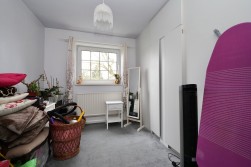 Shelton Road, Shelton