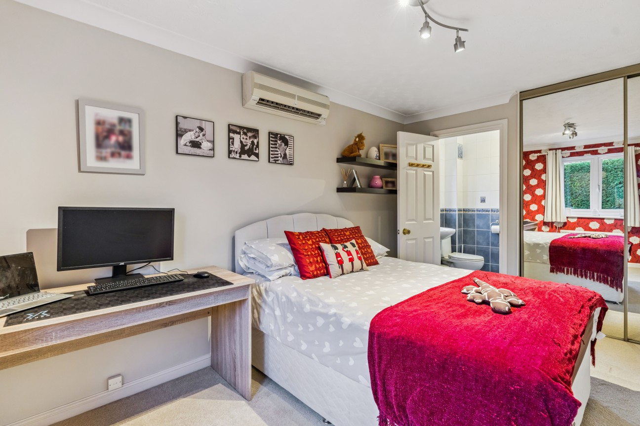 Eaton Ford, St Neots, Cambridgeshire