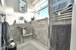 Queens Drive, Huntingdon