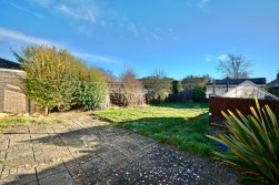 Queens Drive, Huntingdon