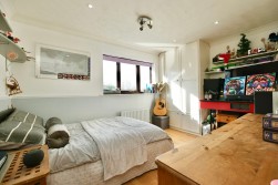 Stukeley Meadows, Huntingdon