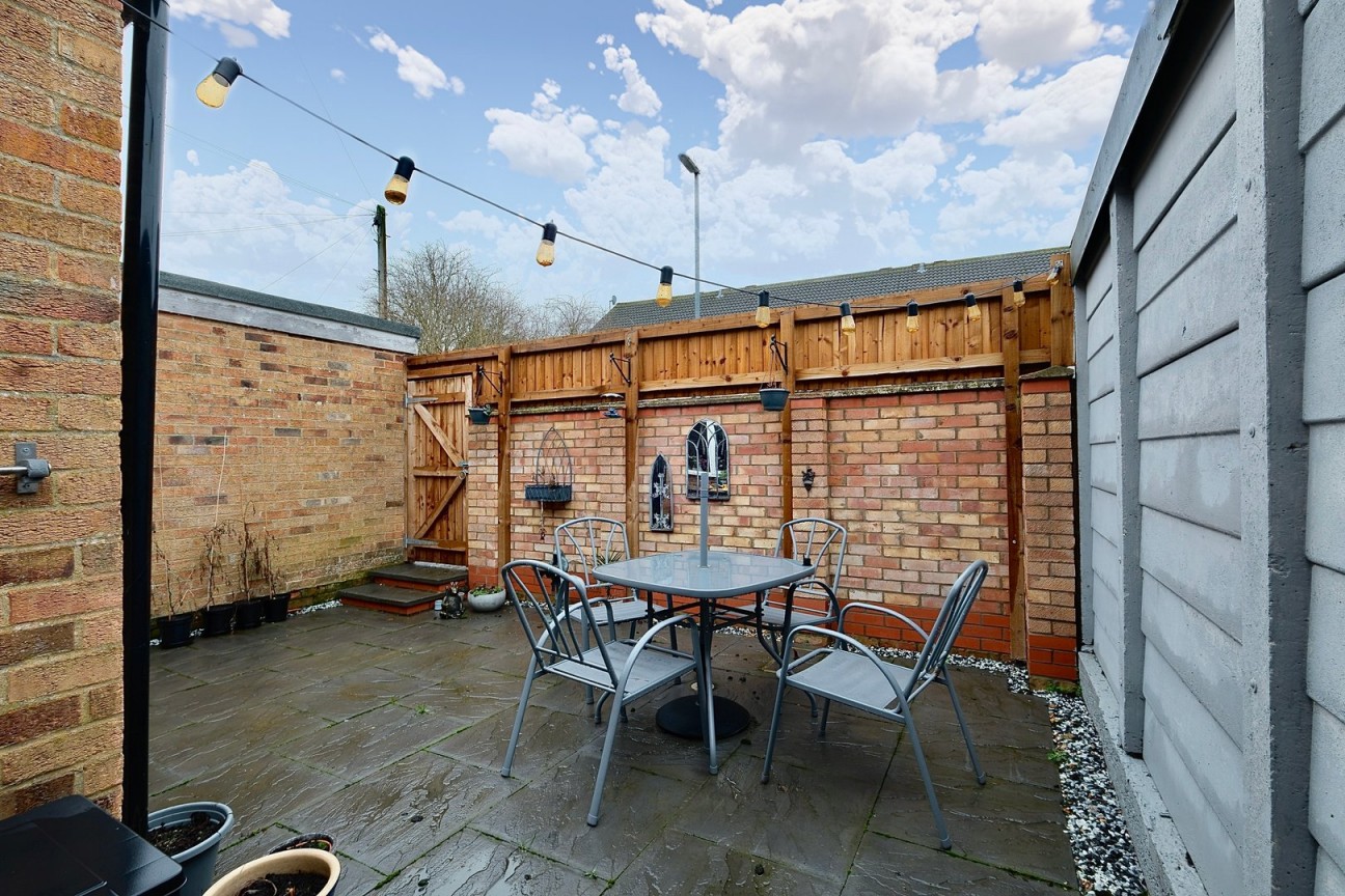 Lammas Gardens, Huntingdon