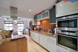 Stukeley Meadows, Huntingdon