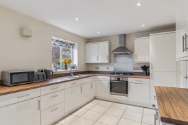 Wood Ridge Crescent, St Neots, Cambridgeshire