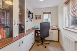 Wood Ridge Crescent, St Neots, Cambridgeshire