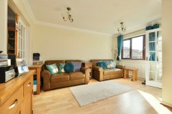 Stukeley Meadows, Huntingdon