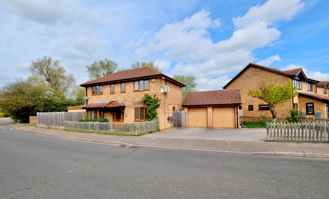 Stukeley Meadows, Huntingdon