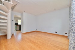 Riseley, Bedford