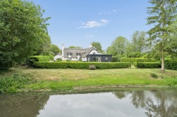 Woodhurst, Huntingdon