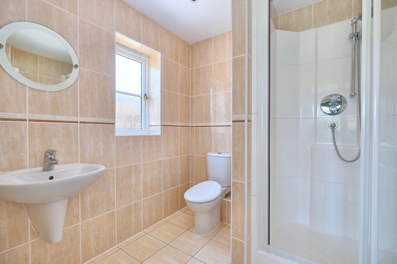 Riseley, Bedford