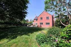 Riseley, Bedford