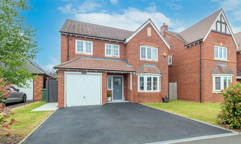 Ivy Crescent, Bevere, Worcester
