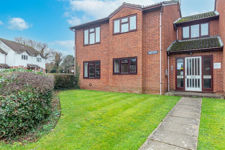 Salters Close, Worcester