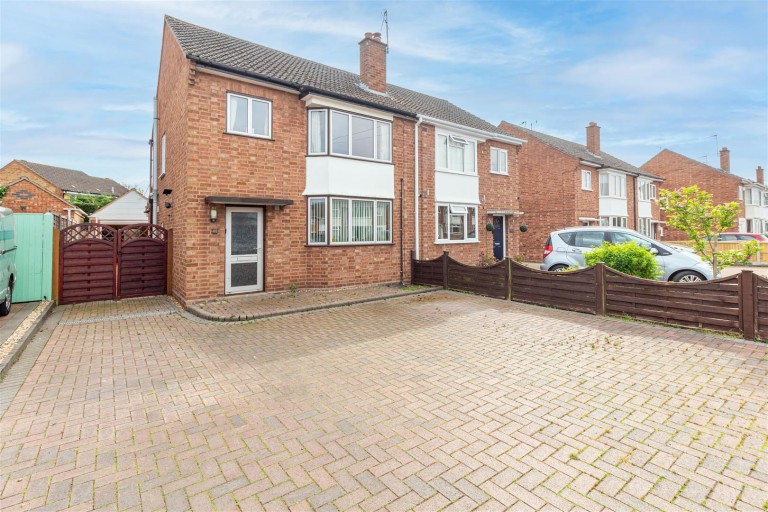 Ambrose Close, Worcester