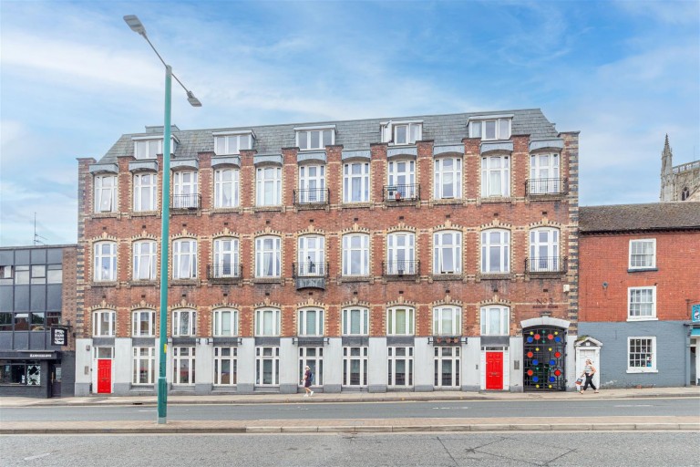 College Street, Worcester