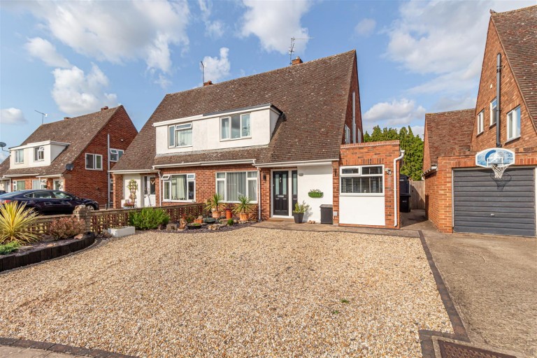 King Arthurs Close, Worcester